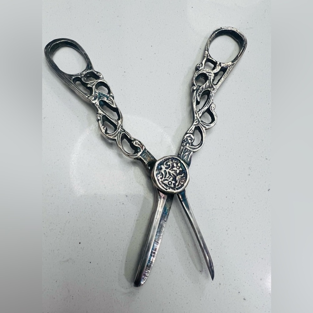 Vintage Silver Plate Grape Shears Ornate Pierced Handles Floral Medallion